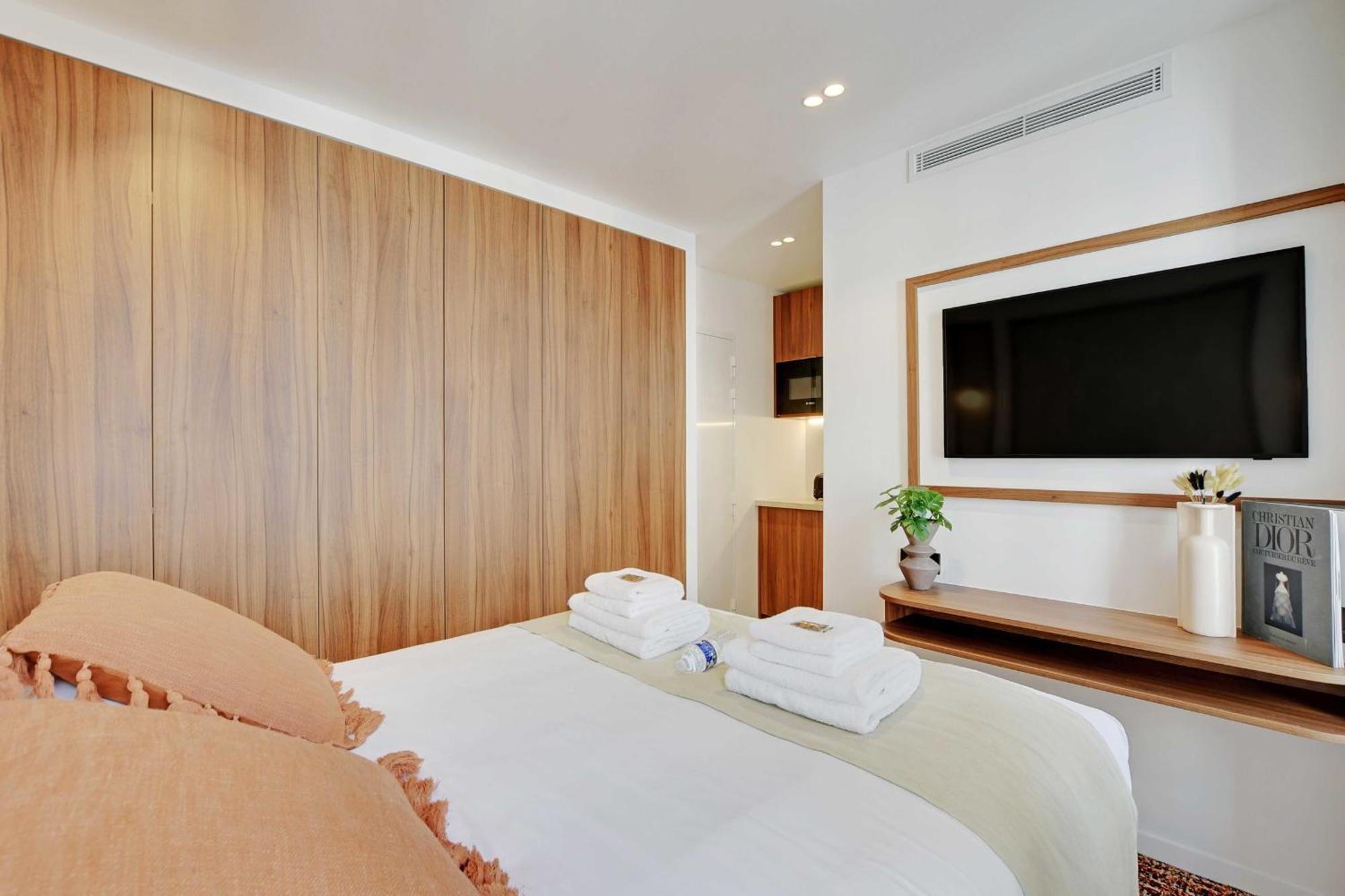 Residence Pelican - Louvre Париж Экстерьер фото